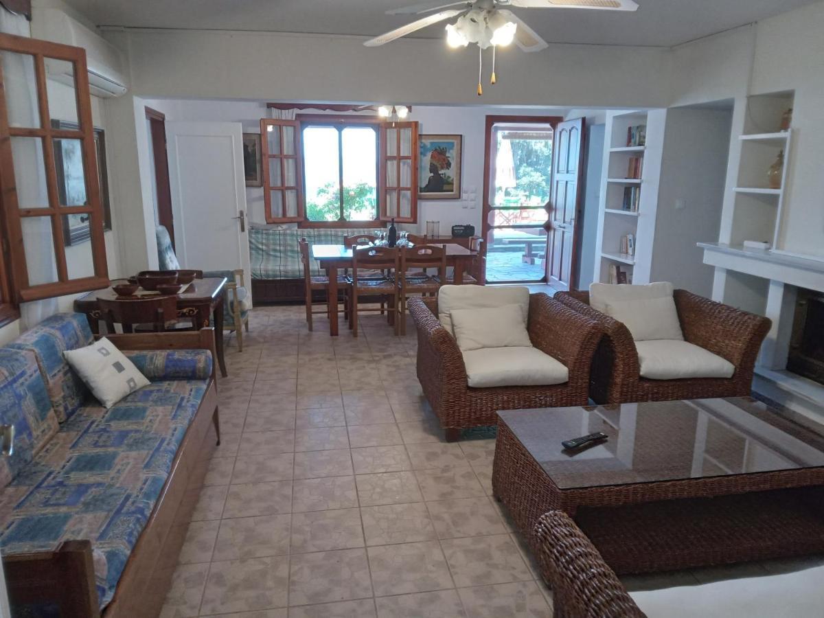 Villa Fantastic House With A Wonderful View Of The Sea Kapotidhes Esterno foto