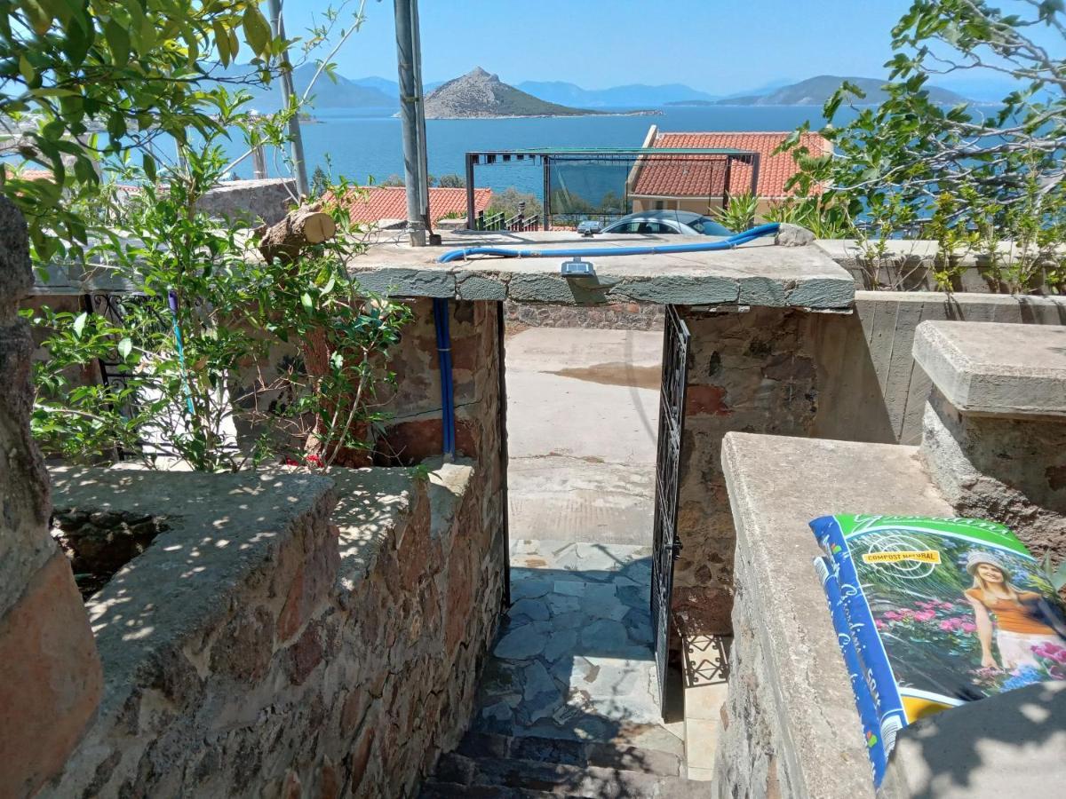 Villa Fantastic House With A Wonderful View Of The Sea Kapotidhes Esterno foto