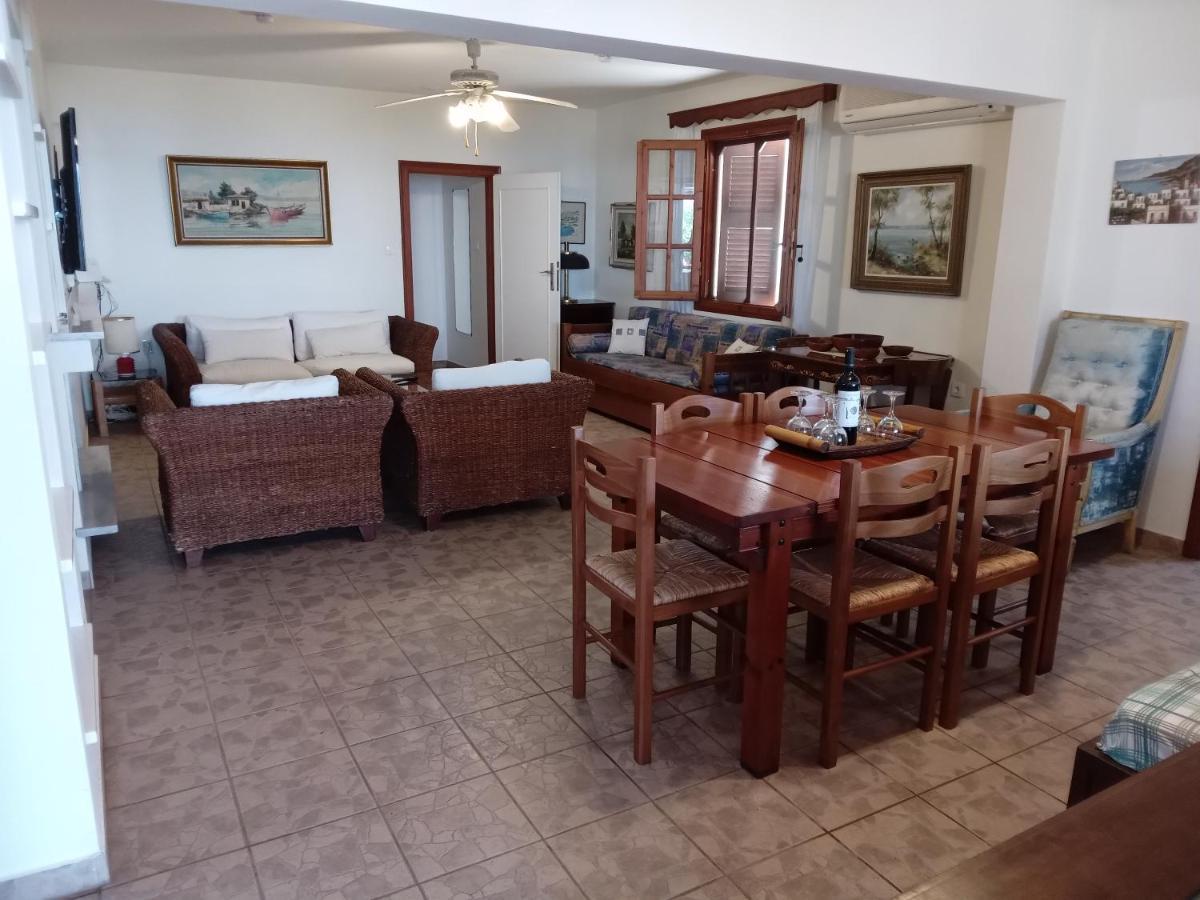 Villa Fantastic House With A Wonderful View Of The Sea Kapotidhes Esterno foto